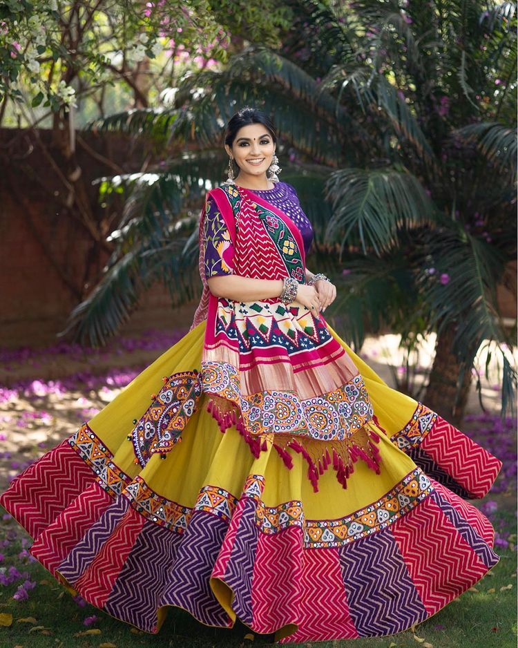 Navratri Traditional Wear Lehenga